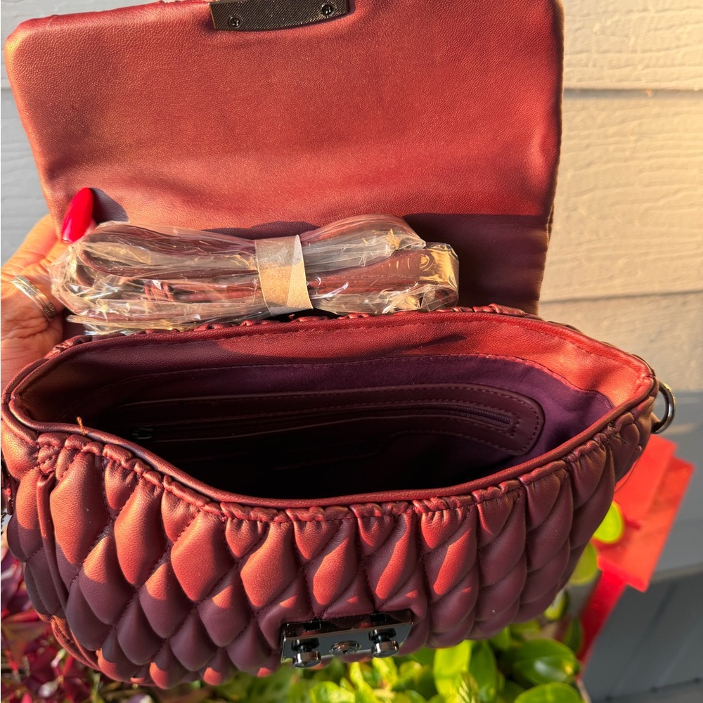 BADGLEY MISCHKA Maroon Quilted Crossbody Bag - Picture 9 of 16